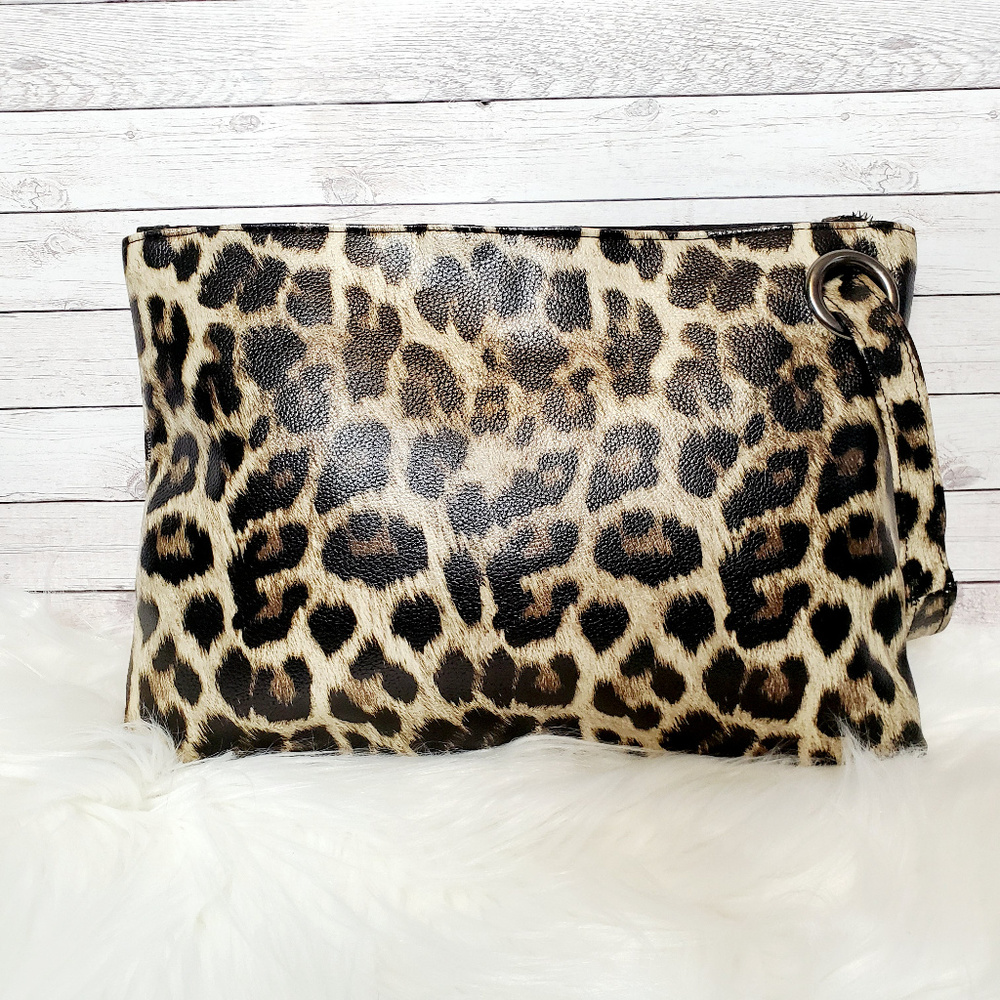 Large Leopard Vegan Leather Wristlet Clutch - Picture 2 of 3